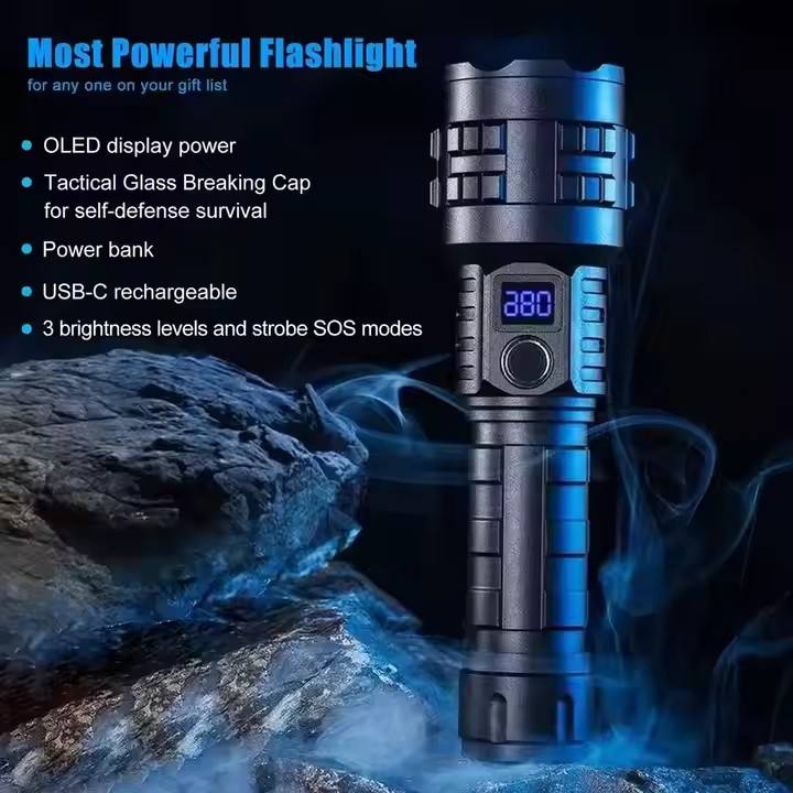 Q013 Outdoor Highlight Flashlight with 18650