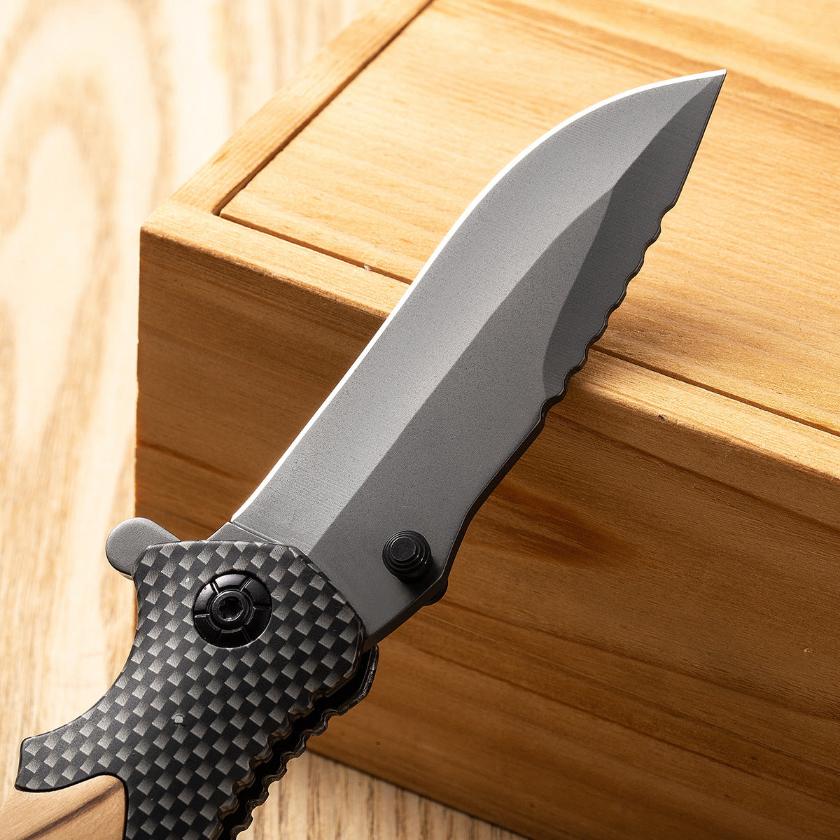 X50 Outdoor Stainless Steel Folding Knife