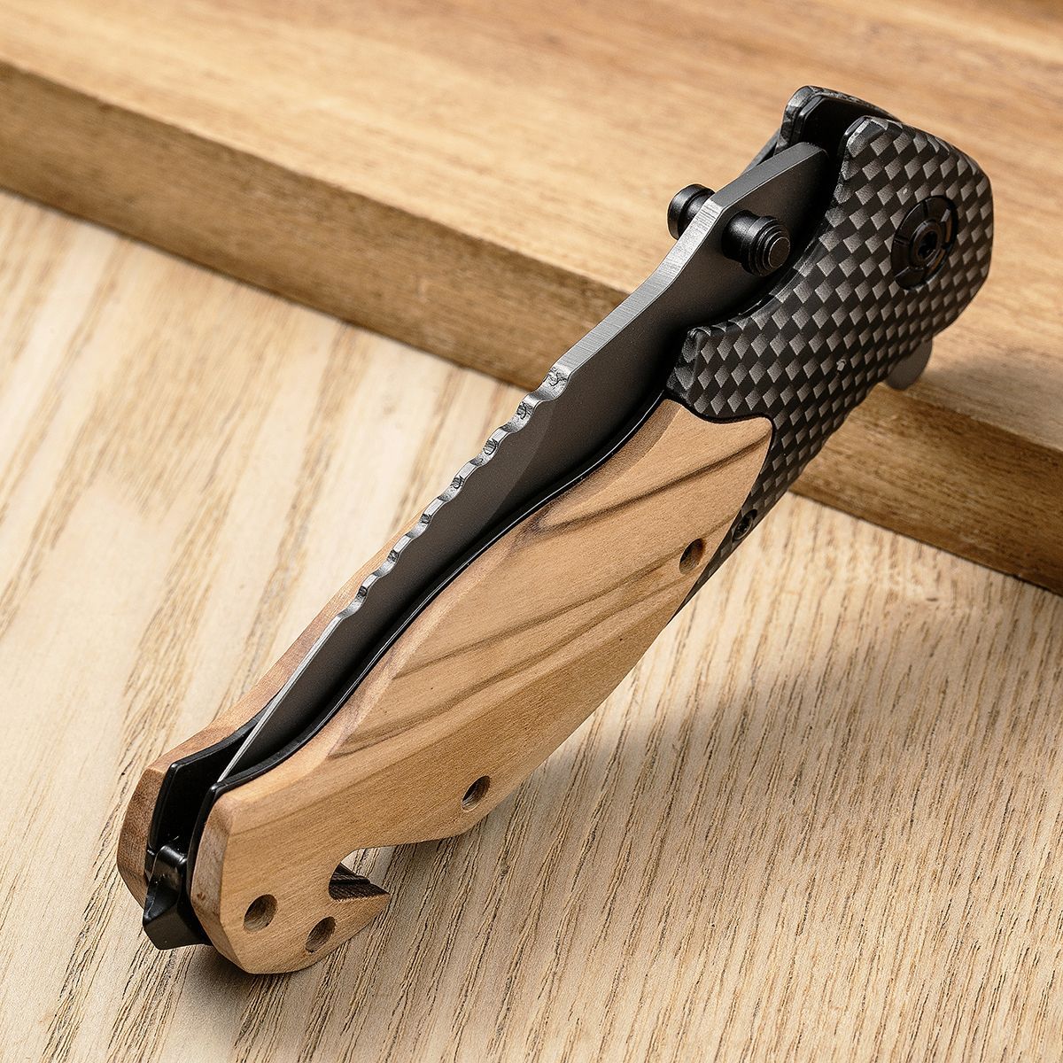 X50 Outdoor Stainless Steel Folding Knife