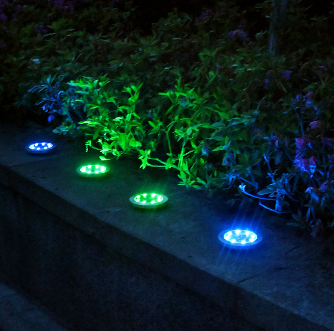 Solar-powered underground lamp