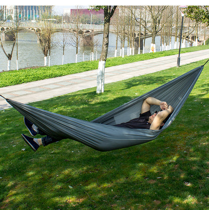 Outdoor High-Load-Bearing Nylon Hammock